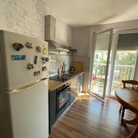 Enjoy Travel Apartment *