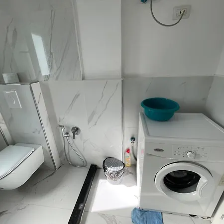 Flora Center One Bedroom App - Enjoy Travel * Τίρανα