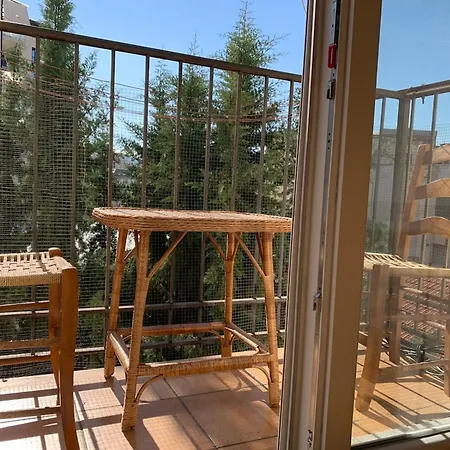 Daire Flora - Modern Rooftop With Balcony