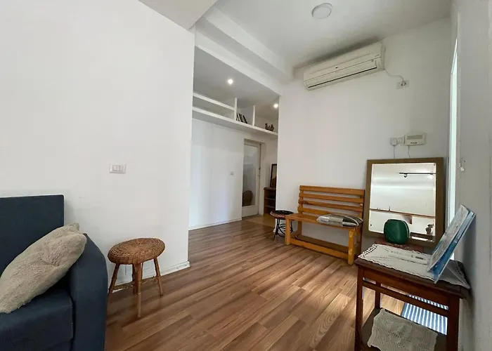 Flora Center One Bedroom App - Enjoy Travel * Tirana