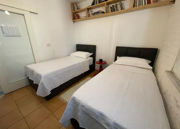 Flora Center One Bedroom App - Enjoy Travel Apartment